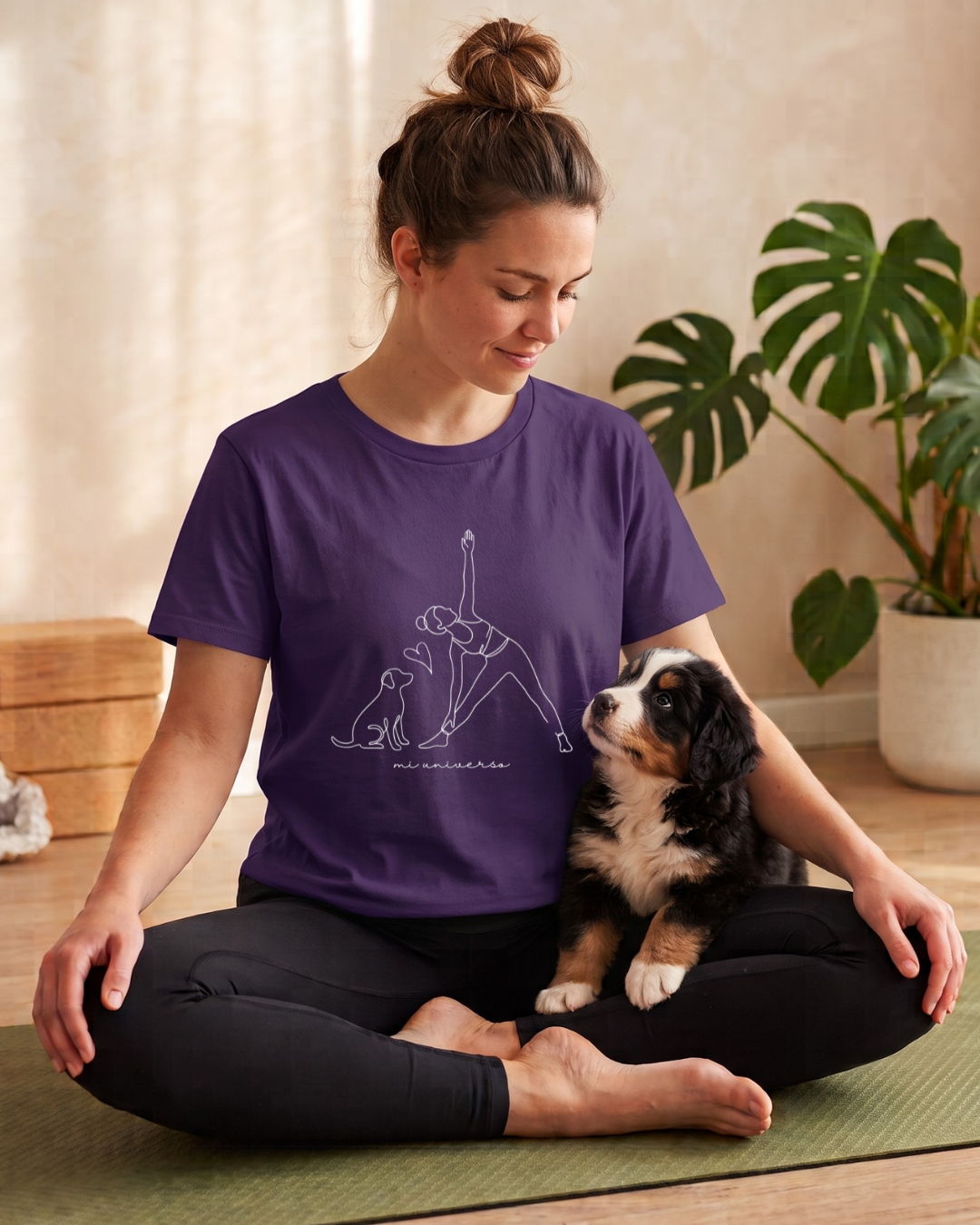 Remera Yoga #10 | Mi Universo Perrito